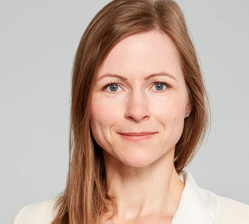 Dr. Kristin Korb