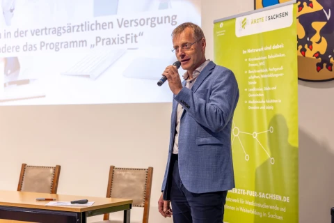 Refrent beim Netzwerktreffen