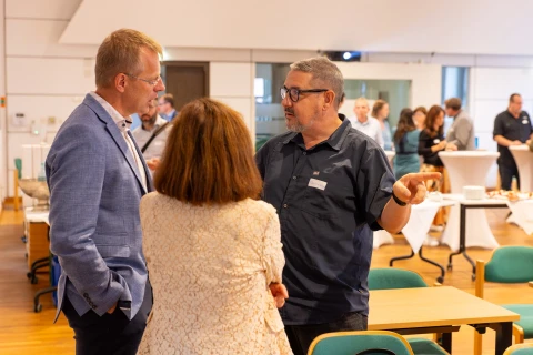 Gespräche im Anschluss ans Netzwerktreffen
