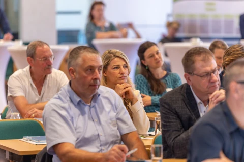 Publikum beim Netzwerktreffen