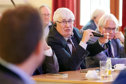 Medizinische Versorgung von Kriegsverletzungen