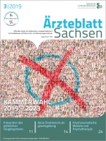 Wahllogo vor einer Hintergrundcollage aus Passfotos